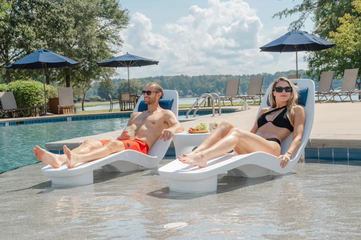 Laylo in-pool lounger